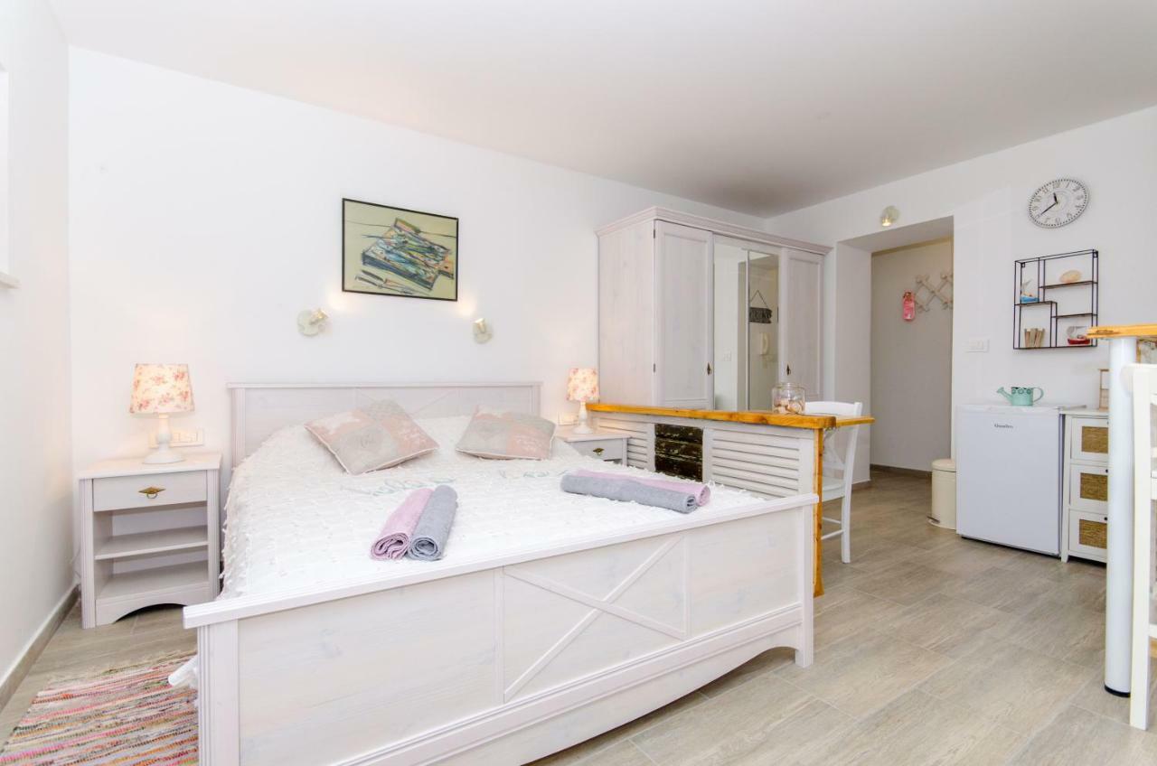 Apartment Hello Love Split Extérieur photo