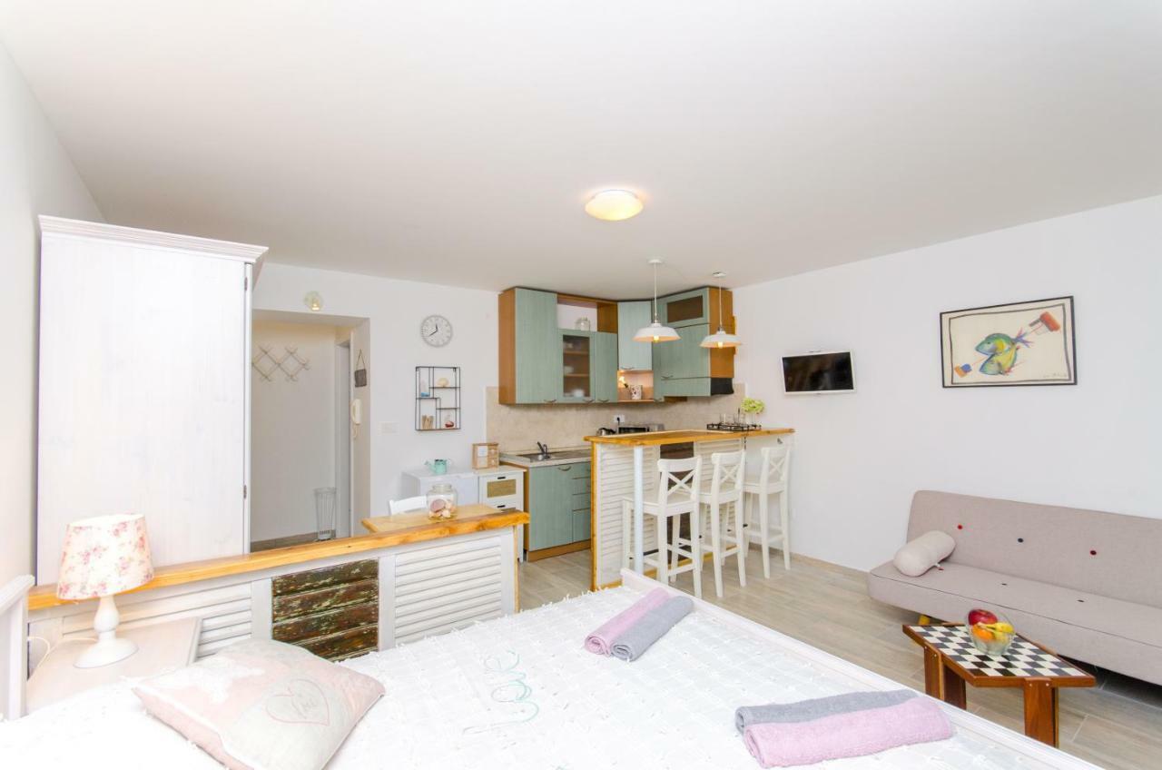 Apartment Hello Love Split Extérieur photo